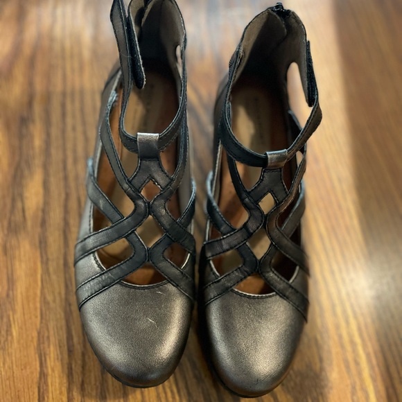 Rockport Sandals - Picture 4 of 11